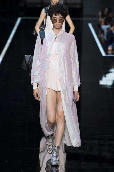 Look 46